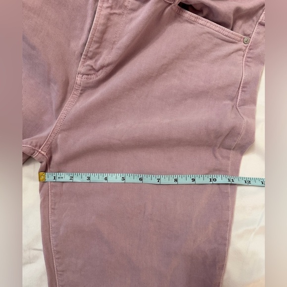 Paige Cindy straight jeans, high rise, raw hem, faded rose color, size 33 - Picture 11 of 12